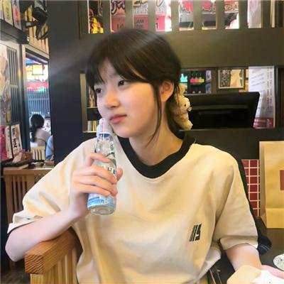 有些女孩这样做